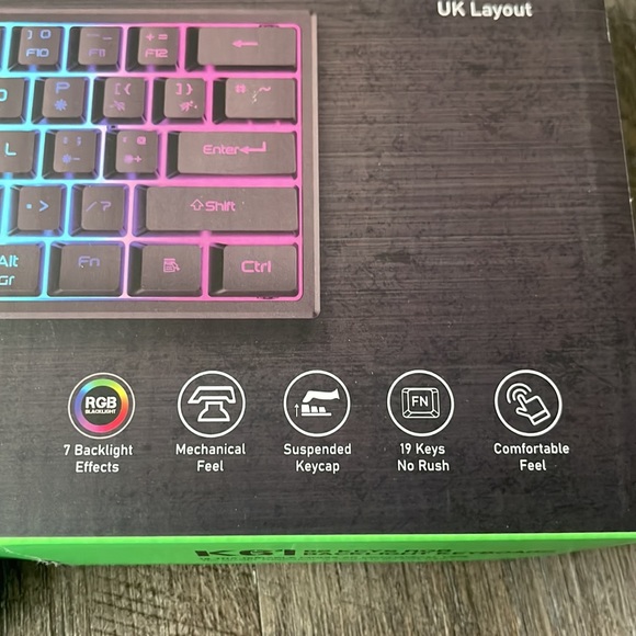 K61 62 key RGB backlight keyboard w/ mouse & pad wired 60% mod. mechanical feel - Picture 5 of 9